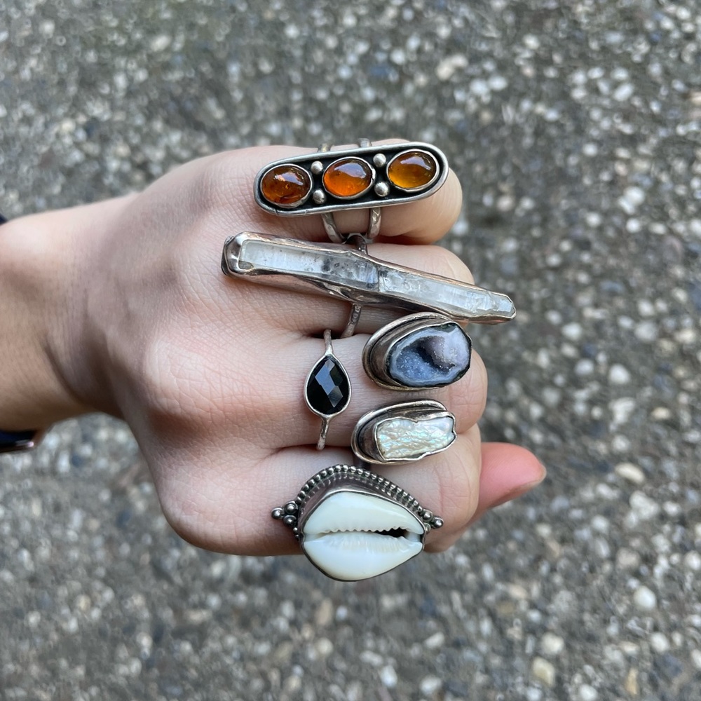 🌿 Possible Trades 🌿 - Picture 3 of 15